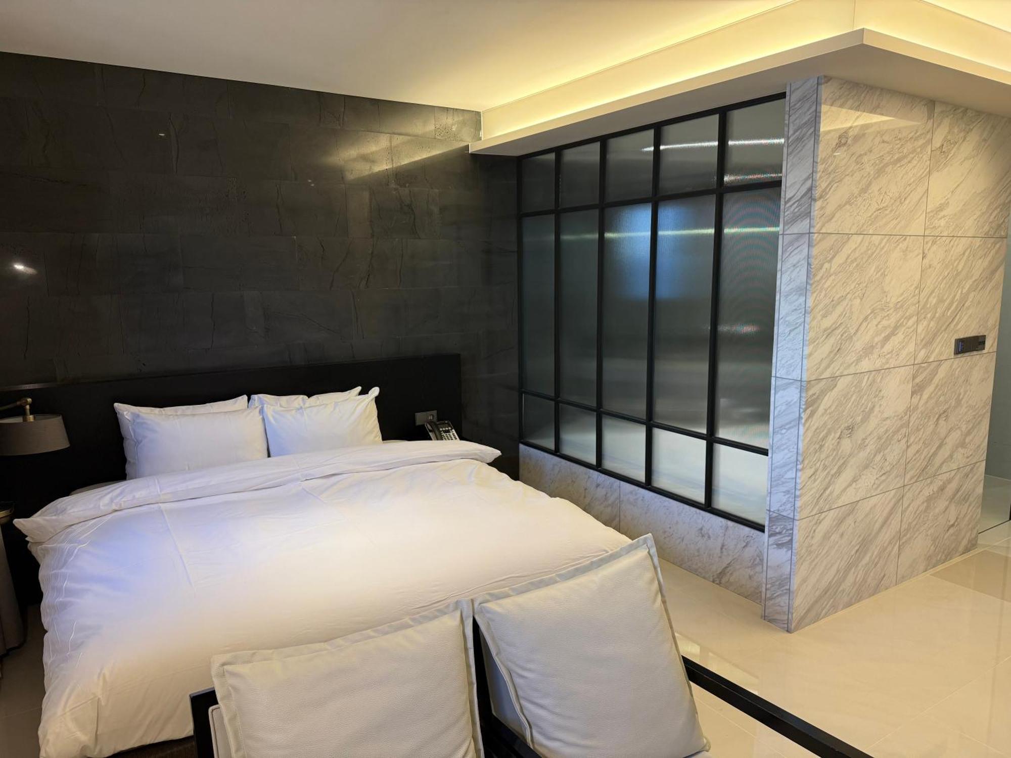 Rivertain Hotel Daegu Exterior photo