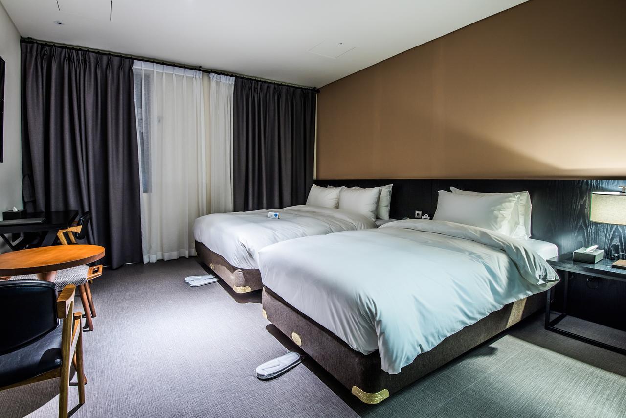Rivertain Hotel Daegu Exterior photo