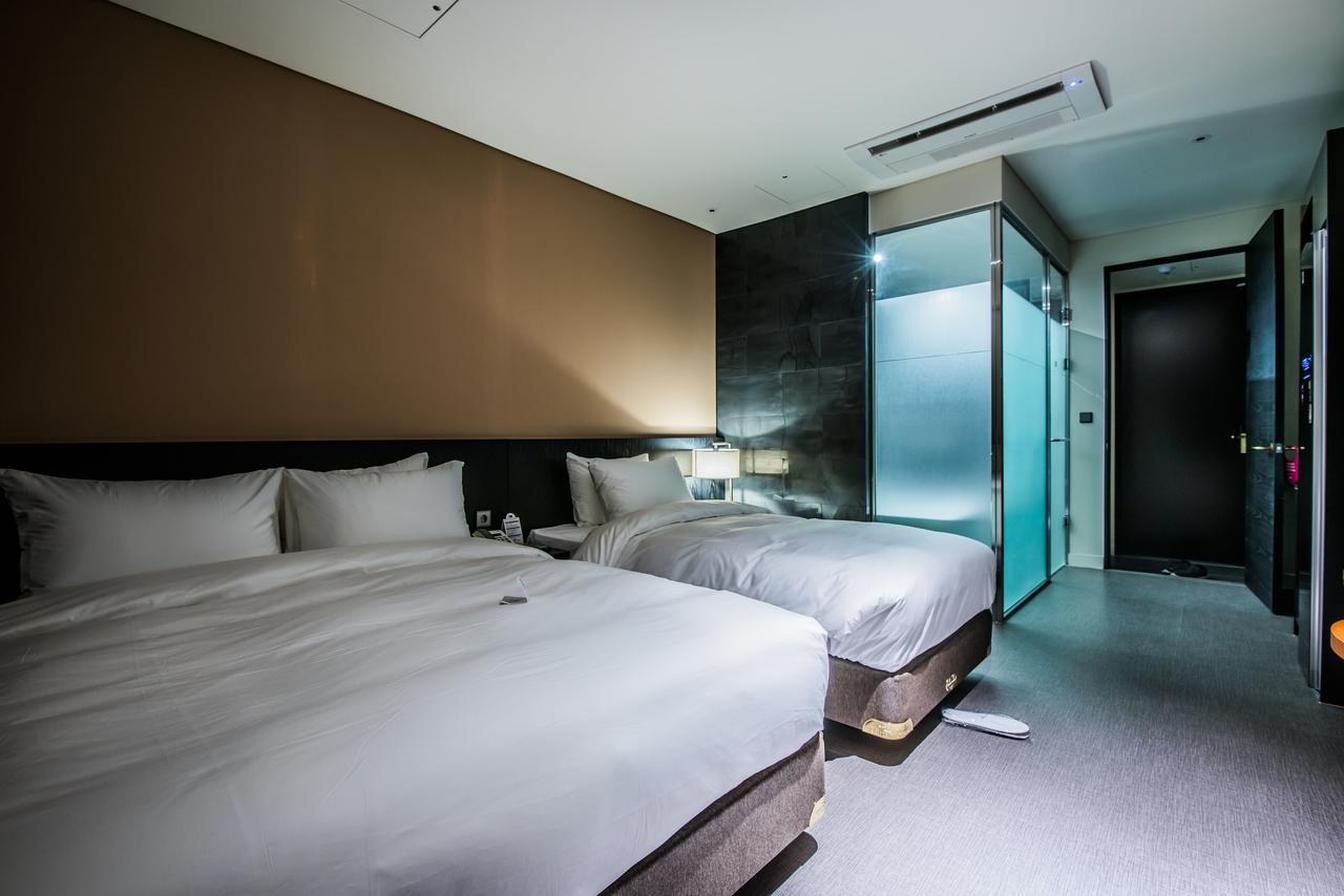 Rivertain Hotel Daegu Exterior photo
