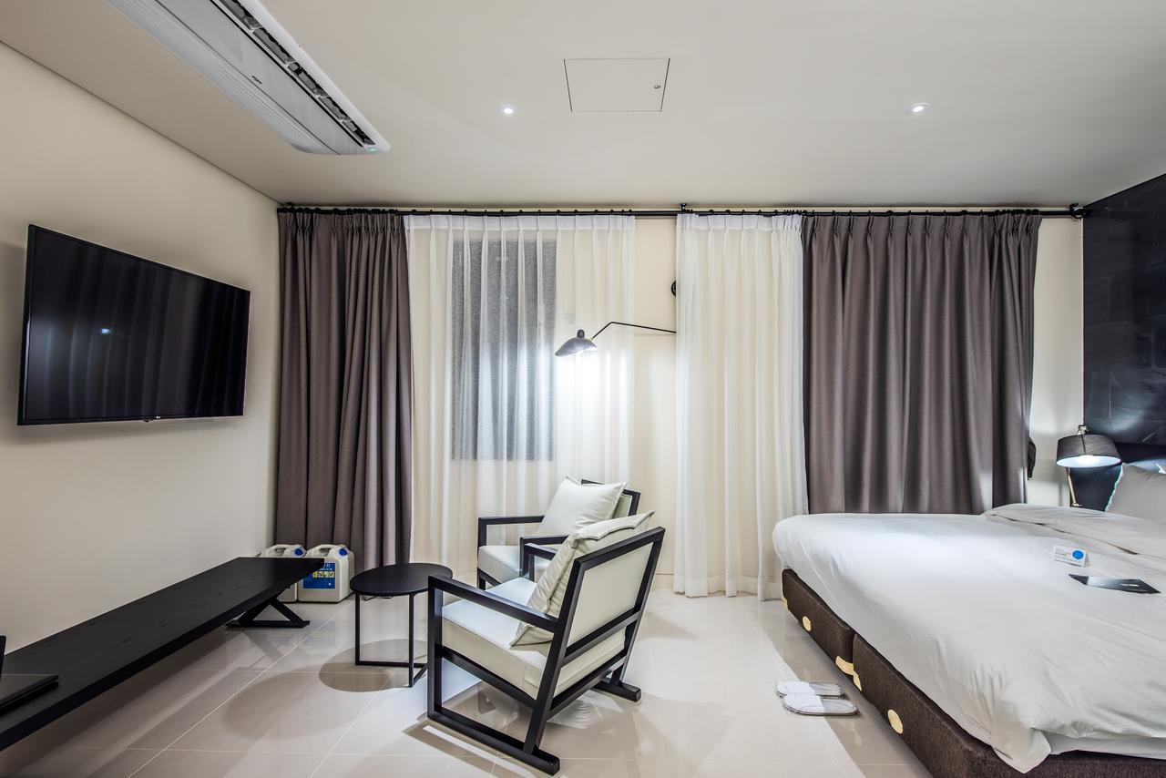 Rivertain Hotel Daegu Exterior photo